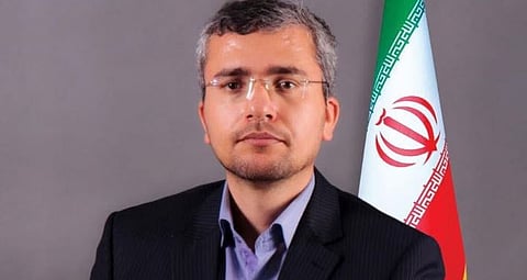 تحليل عميق: التهديدات الأمريكية لإيران ودور مضيق هرمز في الصراع