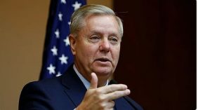 ليندسي جراهام يدعم إنذار «ترامب» للنظام الإيراني بفتح مضيق هرمز والتوصل إلى اتفاق سلام