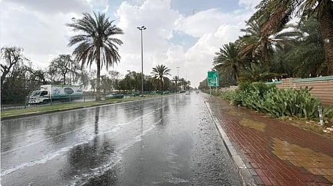 أمطار نجران تستمر حتى صباح الغد: إرشادات للحماية