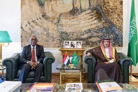 نائب وزير الخارجية يبحث مع نظيره المصري سبل تعزيز العمل المشترك لمواجهة التحديات الراهنة