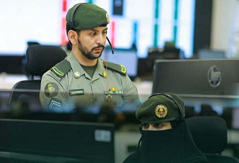 تسهيلات مغادرة حاملي التأشيرات المنتهية: أهم المواعيد والفئات