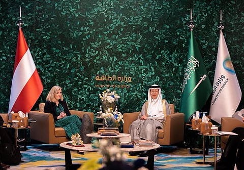 وزير الطاقة ووزيرة الشؤون الأوروبية والدولية للنمسا يستعرضان الفرص المستقبلية بين البلدين