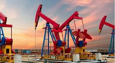 خبراء يتوقعون: مصير تقلبات أسعار النفط بعد مفاوضات إيران