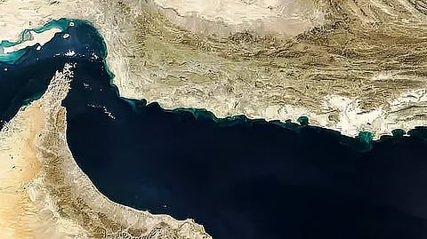 أمن الملاحة في مضيق هرمز: هل تنجح الدبلوماسية في نزع فتيل الأزمة؟