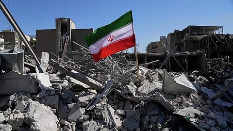 إيران تقدّر خسائر القصف بـ270 مليار دولار.. وتحذّر من تداعيات استهداف «بوشهر»