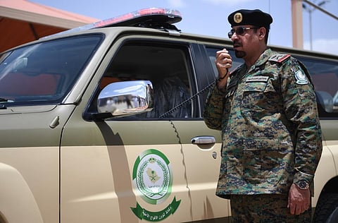 إجراءات صارمة.. تعرف على عقوبات نقل مخالفي نظام أمن الحدود