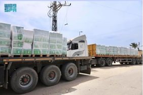 وصول قافلة مساعدات غذائية جديدة مقدمة من مركز الملك سلمان للإغاثة إلى قطاع غزة