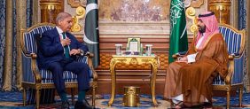 كيف تسهم زيارة شهباز شريف في دعم العلاقات السعودية الباكستانية؟