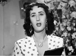 سيرة ليلى الجزائرية: من مسارح باريس إلى قلوب الجماهير العربية