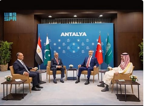 دور السعودية في إنجاح جهود الوساطة الإقليمية لخفض توترات المنطقة