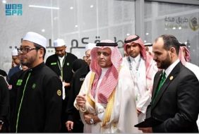 مغادرة أولى رحلات المستفيدين من مبادرة طريق مكة من ماليزيا