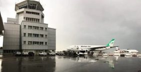 إعلام إيراني: إعادة فتح 6 مطارات بينها طهران ومشهد