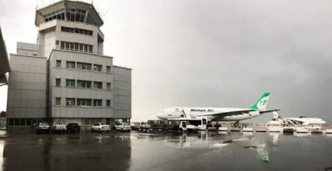 إعلام إيراني: إعادة فتح 6 مطارات بينها طهران ومشهد