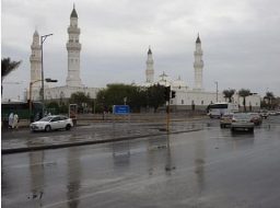 كل ما تريد معرفته عن توقعات الأمطار في المدينة المنورة هذا الأسبوع