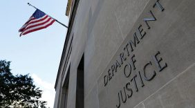 استغلال المعلومات الحكومية السرية: جندي أمريكي يراهن على القبض على رئيس فنزويلا