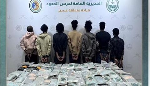 عسير: إحباط تهريب المخدرات والقبض على 7 مخالفين إثيوبيين