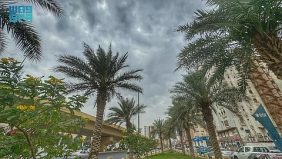 أجواء روحانية مع تشكيلات سحابية في مكة اليوم
