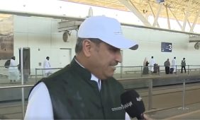 وزير النقل: وصول نحو 500 ألف حاج عبر المنافذ الجوية وجاهزية متكاملة لخدمتهم