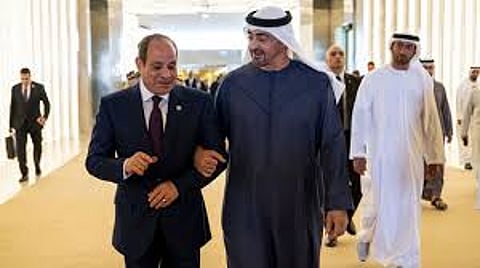 اطلعا على جاهزيتها العملياتية.. السيسي ومحمد بن زايد يزوران مفرزة المقاتلات المصرية المتمركزة في الإمارات