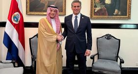 «الجبير» يبحث مع وزير الخارجية والأديان في كوستاريكا سبل تعزيز التعاون بين البلدين