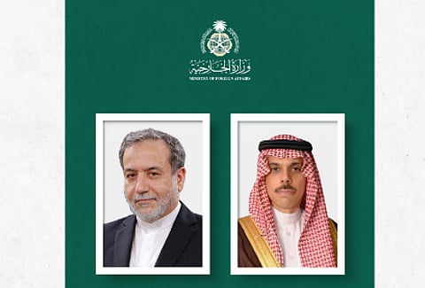 وزير الخارجية يبحث آخر التطورات في المنطقة مع نظيره الإيراني