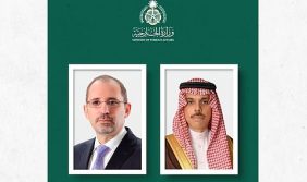 وزير الخارجية يبحث تطورات الأوضاع في المنطقة مع نظيره الأردني