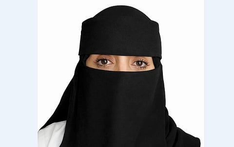 الاخصائية الاجتماعية عزة العتيبي لـ«بوابة السعودية»: التقدير العاطفي داخل الأسرة أساس بناء شخصية الأبناء