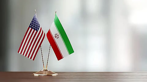 وزير الداخلية الباكستاني في طريقه إلى إيران