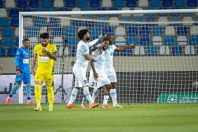 الأخدود يتغلب على ضيفه الخليج بثلاثية في دوري روشن