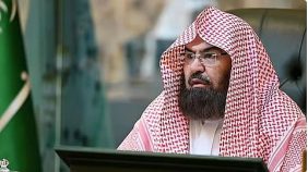 رئيس الشؤون الدينية يدعو ضيوف الرحمن إلى الالتزام بالتعليمات