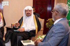 رئيس «الشورى» يعقد جلسة مباحثات رسمية مع رئيس مجلس الشعب المالديفي