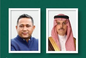 وزير الخارجية يتلقى اتصالًا هاتفيًا من نظيره النيبالي ويستعرضان العلاقات الثنائية للبلدين