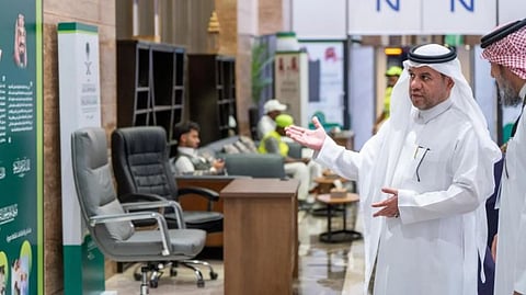 رئيس اللجنة العليا للحج بـ الشؤون الإسلامية يتفقد مقر ضيوف خادم الحرمين الشريفين للحج من السودان