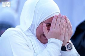 جبل الرحمة يرسم ملحمة الدعاء والخشوع وسط منظومة خدمات متكاملة