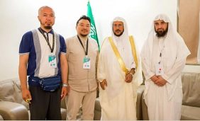 «آل الشيخ» يلتقي ضيوف برنامج خادم الحرمين الشريفين للحج من سريلانكا وكازاخستان والهند