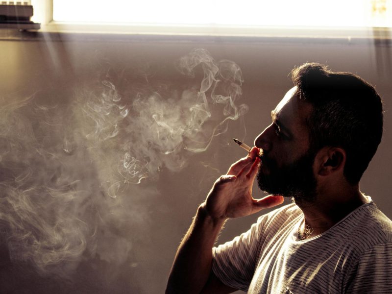 أهمية التوعية ضد مخاطر إدمان التبغ لحماية أطفالنا