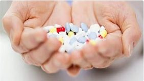 استشاري: استخدام المسكنات يوميًا دون وصفة يُؤثر على الكلى والكبد والمعدة