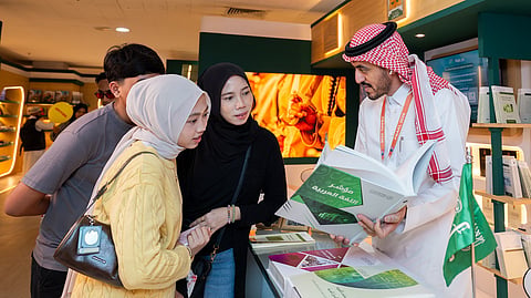مشاركة استثنائية لـ مجمع الملك سلمان العالمي للغة العربية بمعرض الكتاب 2026
