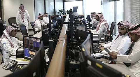 تأثير التكنولوجيا على توجهات التوظيف الحديثة في العالم