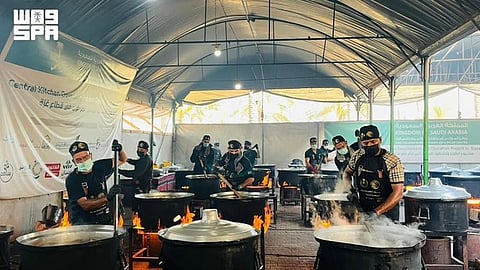 إغاثة قطاع غزة.. التزام سعودي دائم ومساعدات إنسانية لا تنقطع