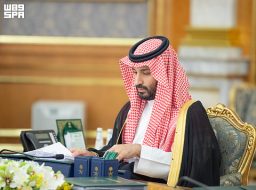 مجلس الوزراء السعودي يشدد على حماية الملاحة في مضيق هرمز