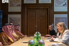 وزير الخارجية يبحث تعزيز العلاقات السعودية النمساوية في فيينا