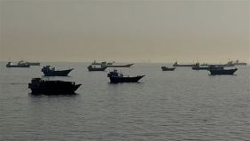 البحرية الأمريكية: يمكن للسفن عبور المسار الجنوبي لمضيق هرمز دون تنسيق