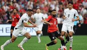 الرئيس المصري يهنئ منتخب بلاده بعد فوزه على نيوزيلندا في كأس العالم