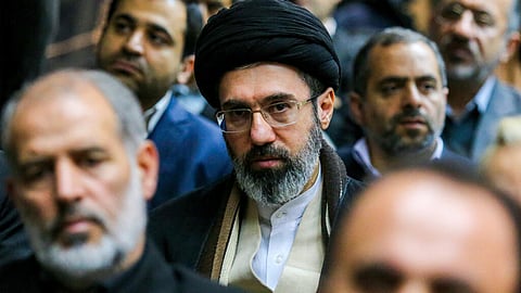 الحرس الثوري الإيراني: مجتبى خامنئي منح الإذن بالتفاوض مع أمريكا