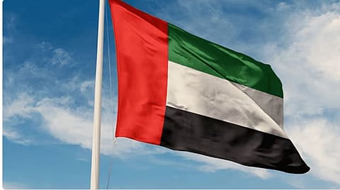 نظام الإنذار المبكر الإماراتي: الوعي الرقمي يتصدى للشائعات