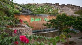 بتصاميم هندسية حديثة.. الشلالات الصناعية في نجران وجهة جاذبة للمتنزهين خلال الصيف