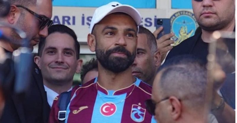 محمد صلاح بقميص طرابزون: حلم انتقال محمد صلاح للدوري التركي يقترب