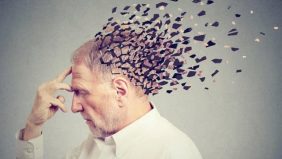 دليلك لفهم ارتباط نقص فيتامين D بمخاطر ألزهايمر