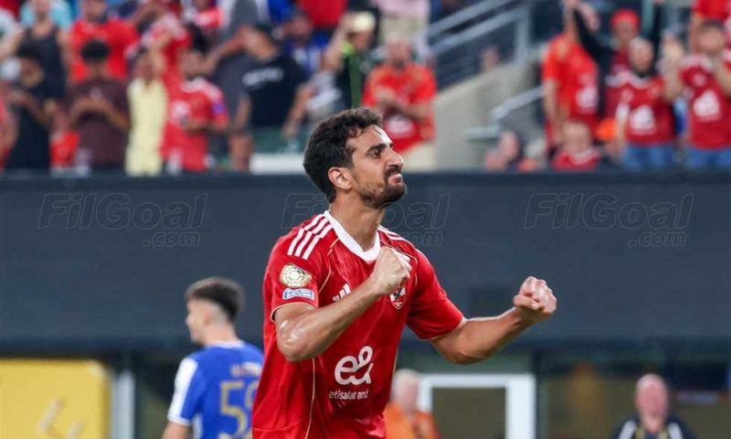 محمد علي بن رمضان يودع جماهير الأهلي بعد موسم واحد